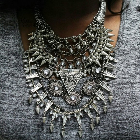 Jewelry | Tribal Chic Necklace - Picture 6 of 9